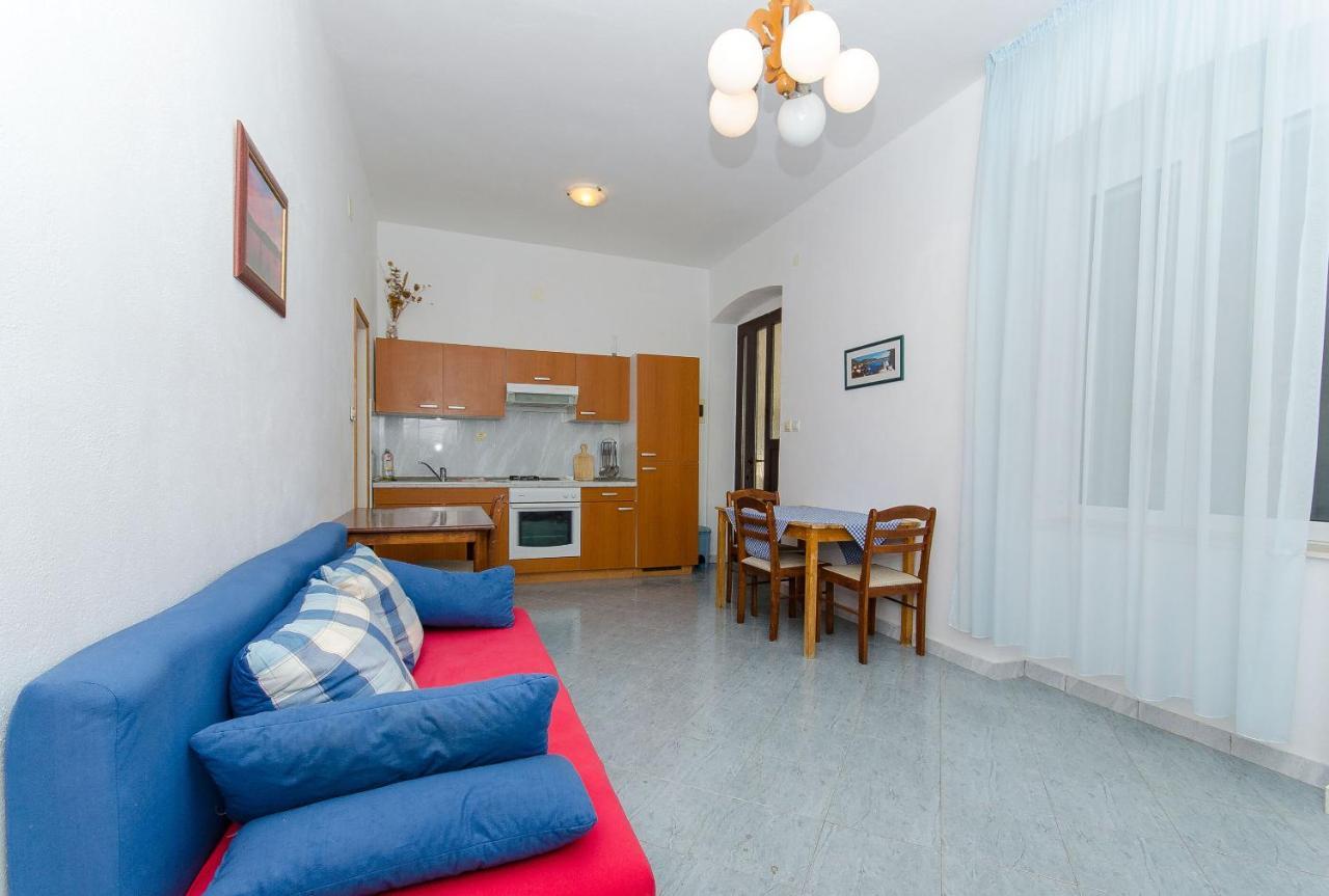 Apartments Ivanka Vis Esterno foto